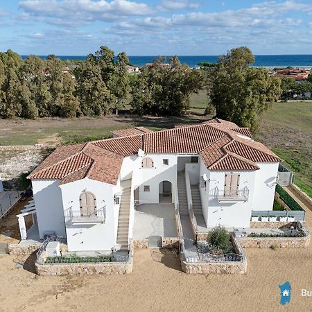 Villetta Con Piscina Budoni Affitti Spiaggia 700 Mt מראה חיצוני תמונה