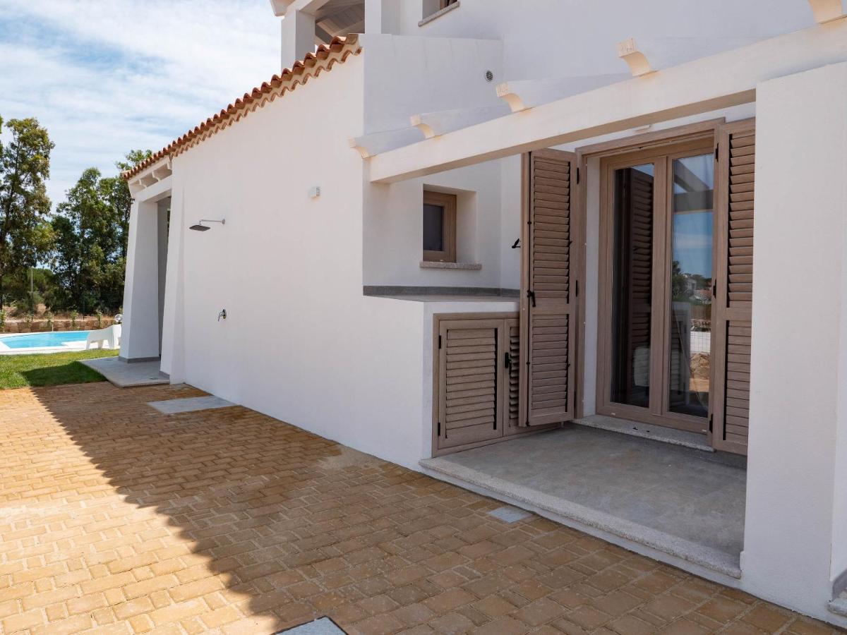 Villetta Con Piscina Budoni Affitti Spiaggia 700 Mt מראה חיצוני תמונה